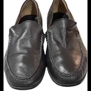 SHEEPSKIN Johnston & Murphy Black Leather Slip-On Loafers /padded insole